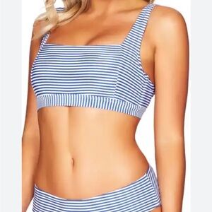 Sea level Sorrento Square Neck
Bralette Bikini Top size 4
